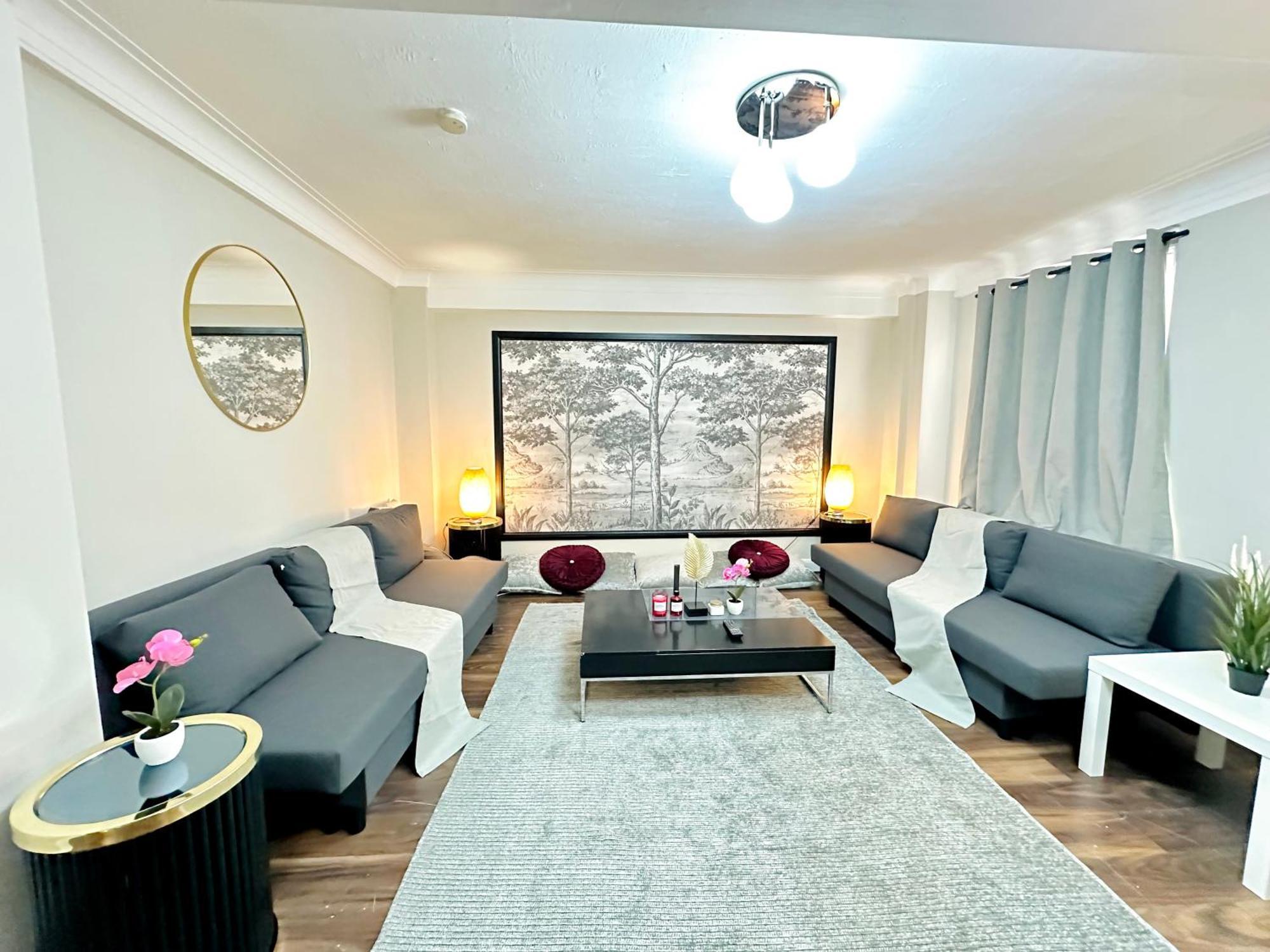 Hyde Park Comfortable Two Bedroom Apartment Londen Buitenkant foto