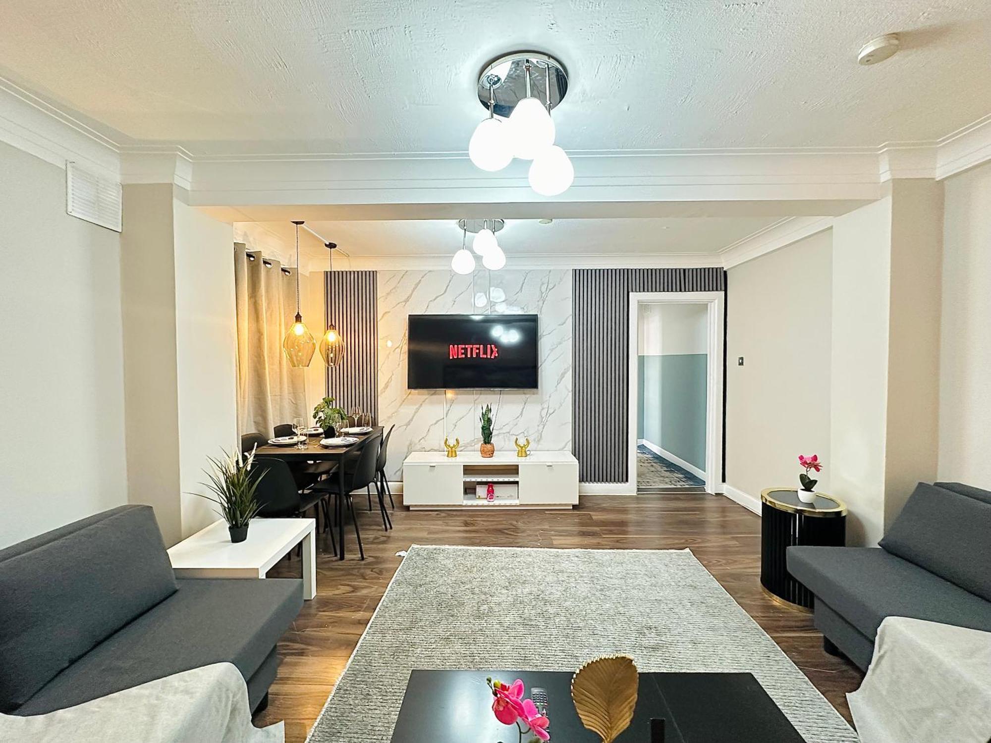 Hyde Park Comfortable Two Bedroom Apartment Londen Buitenkant foto